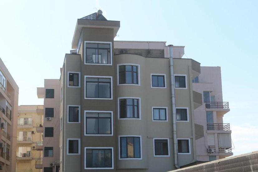 Hotel Tirona Durrës 외부 사진