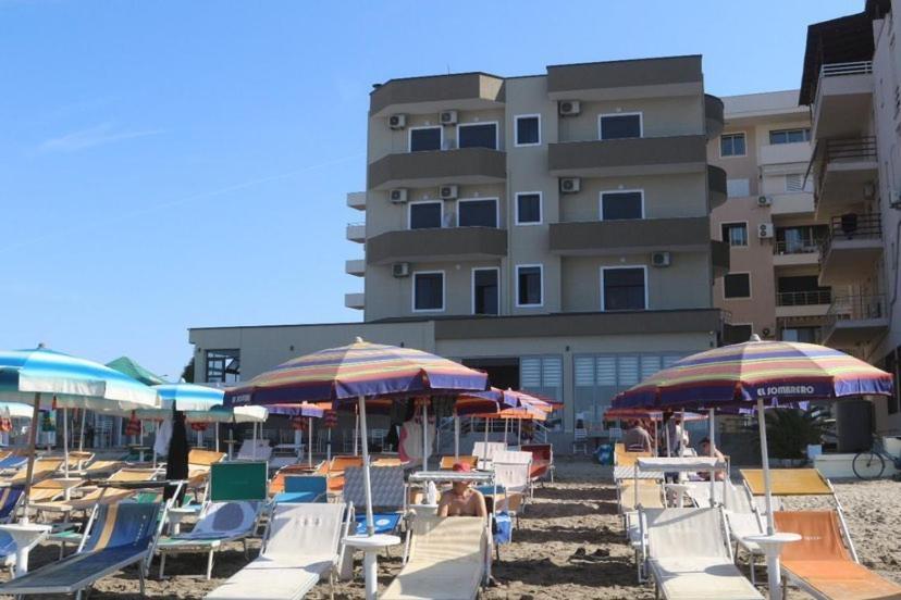 Hotel Tirona Durrës 외부 사진