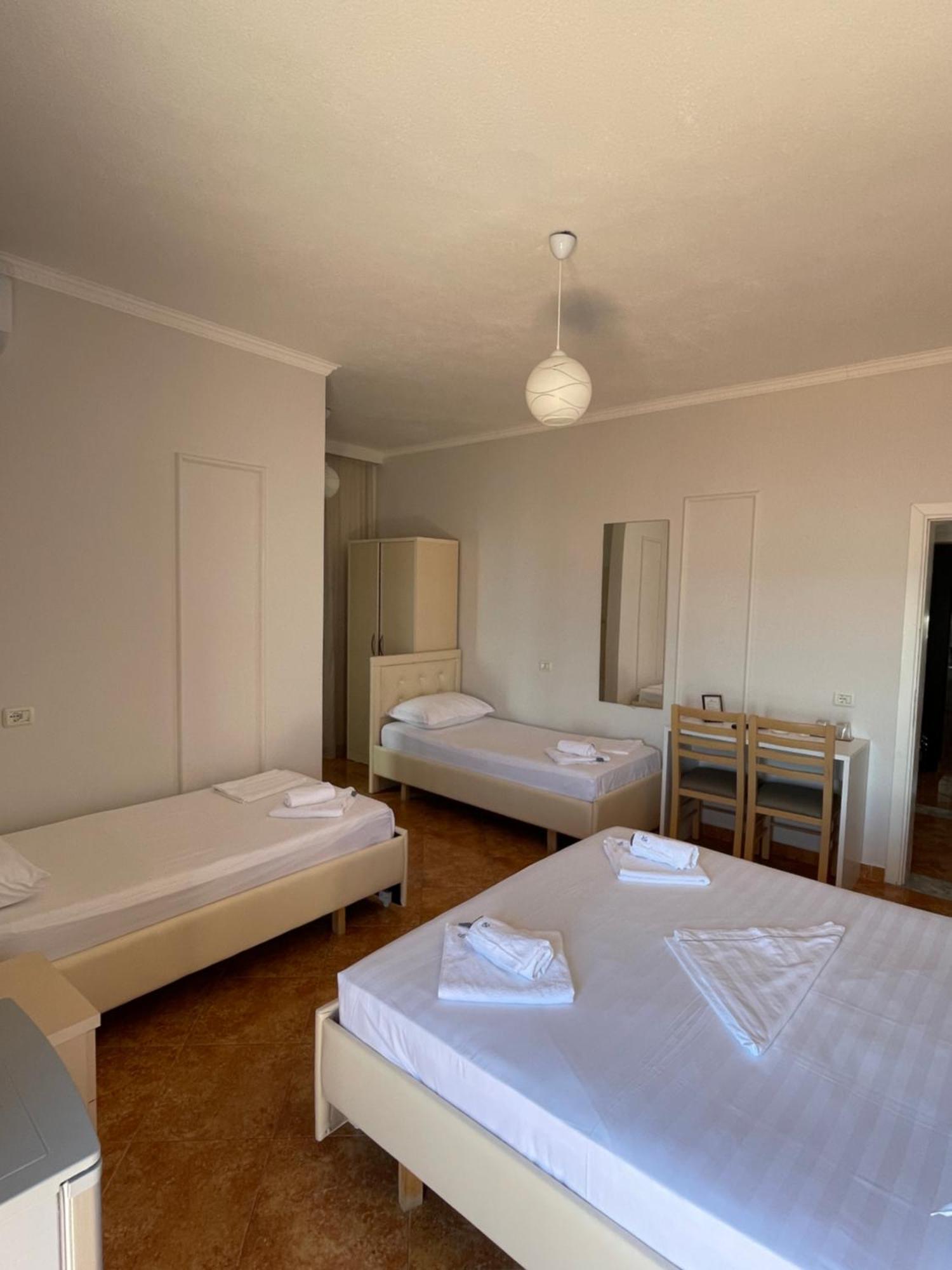 Hotel Tirona Durrës 외부 사진