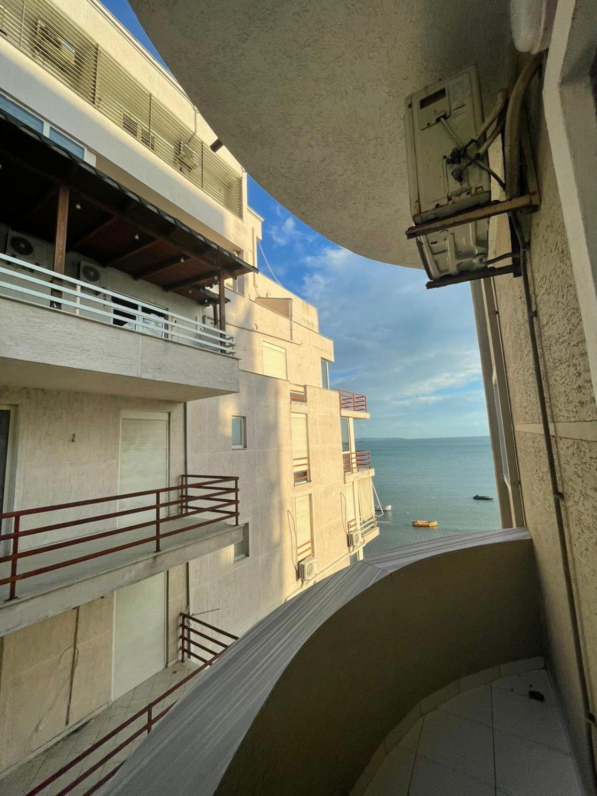 Hotel Tirona Durrës 외부 사진